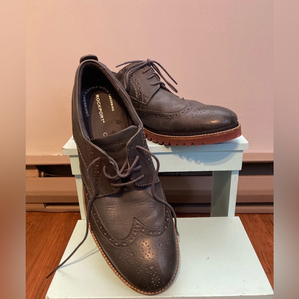 Father’s Day 🧔🏻‍♂️! Rockport Men's Brown Wingtip Derby Oxfords with Tan Sole